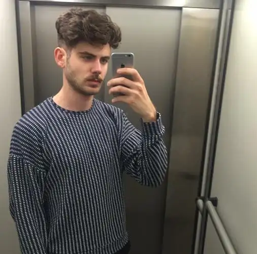 6686体育官网铜牌作者Brad