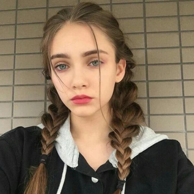 6686体育官网铜牌作者Bridget