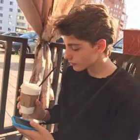 6686体育官网钻石作者Uriah