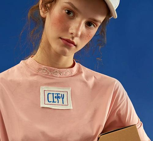 6686体育官网银牌作者Heather