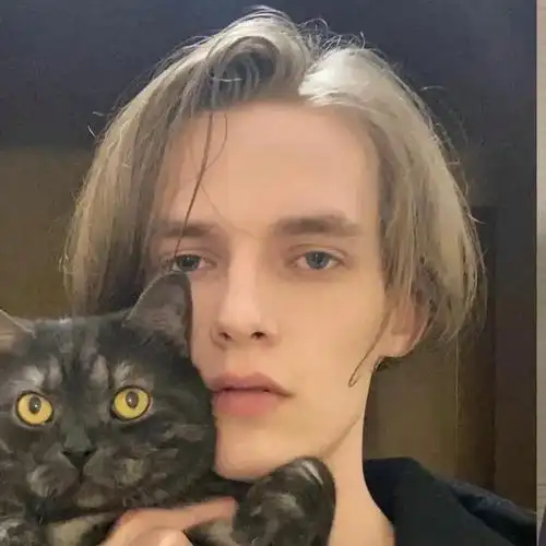 6686体育官网金牌作者Paxton