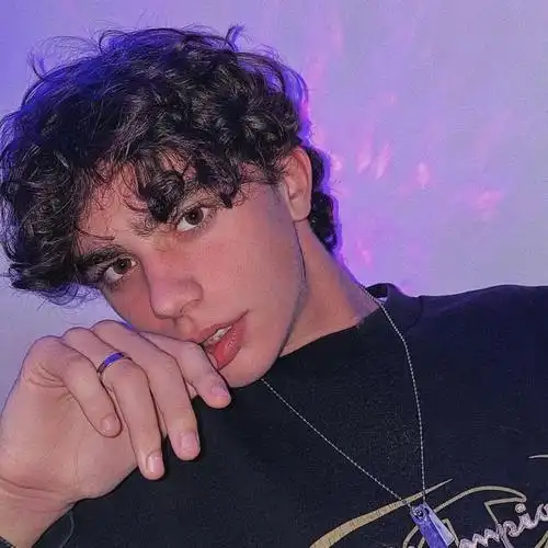 6686体育官网海外作者Talia