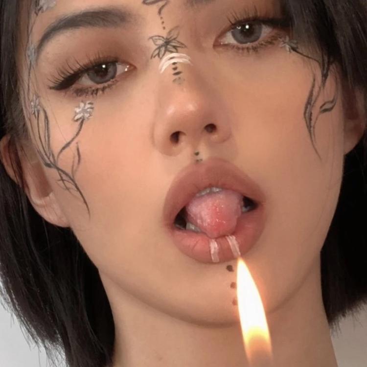 6686体育官网中级作者Esme