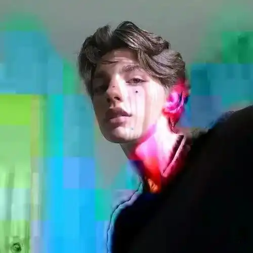 6686体育官网铁牌作者Hadassah