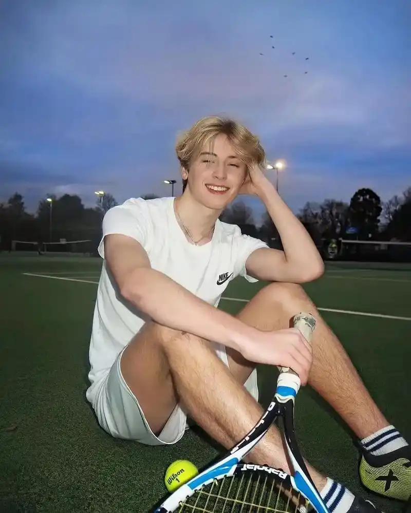 6686体育官网初级作者Emma