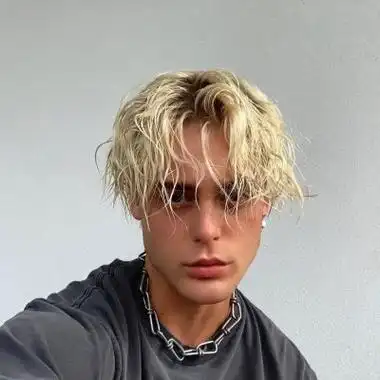 6686体育官网铁牌作者Chloe