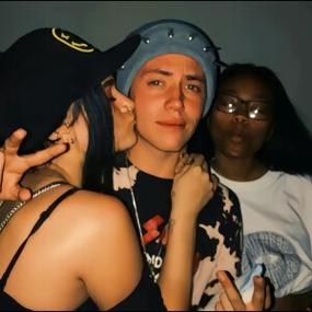 6686体育铁牌作者Elena