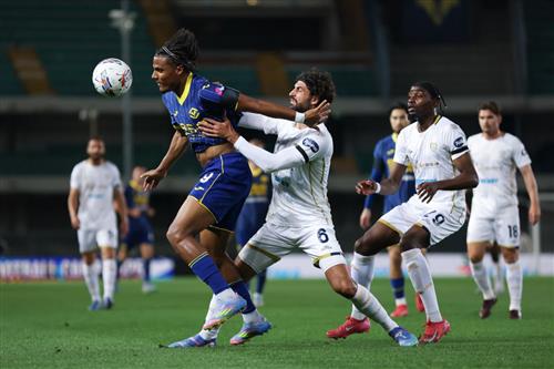 希腊维罗纳 vs 卡利亚里